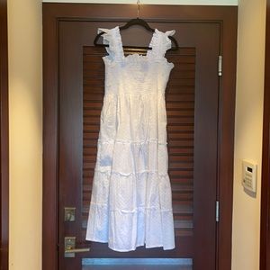 HILLHOUSE HOME Nap Dress White with Blue Dots (M)